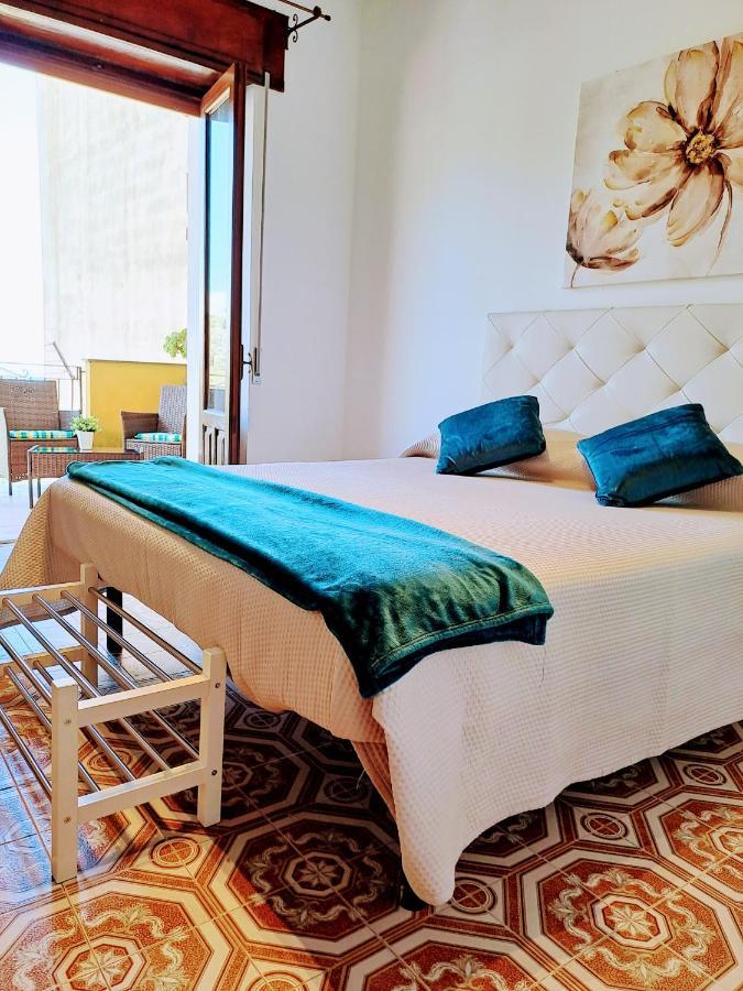 Tao Charming Apartment Таормина Экстерьер фото