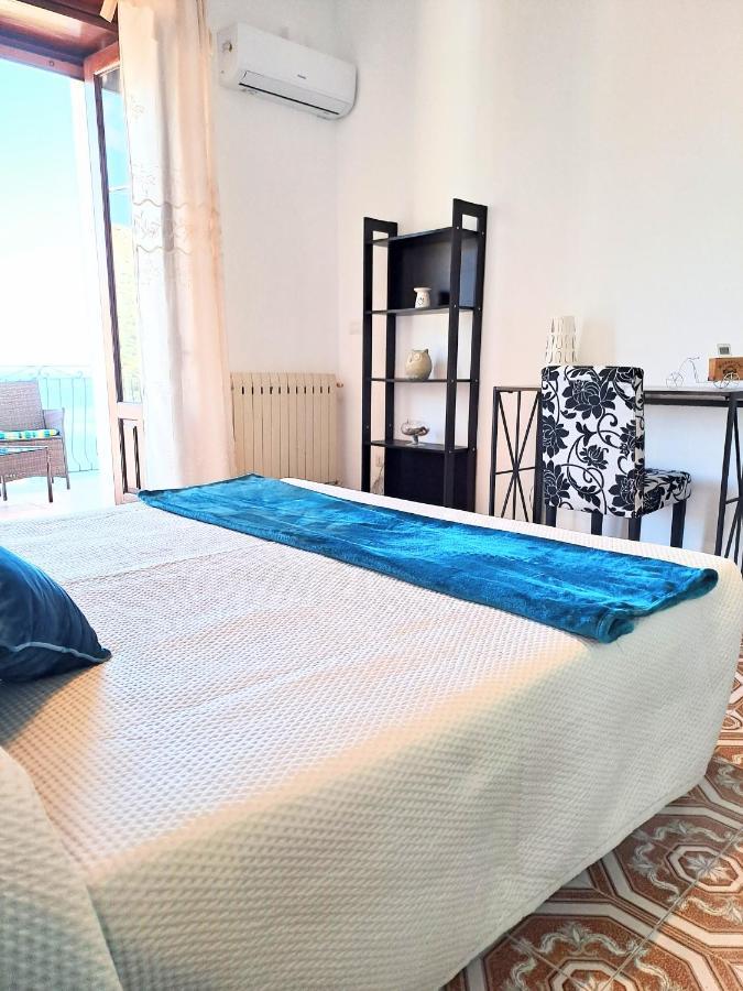 Tao Charming Apartment Таормина Экстерьер фото